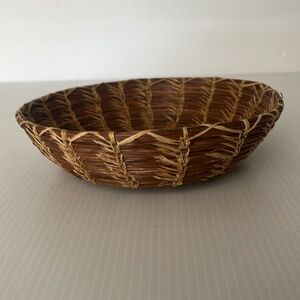 Vintage Handmade Pine Straw Bowl/Basket Size 8”